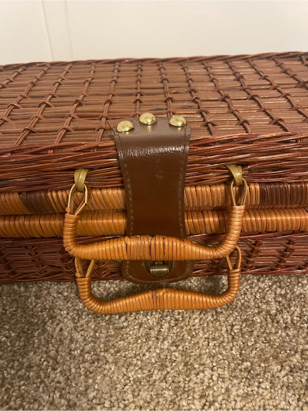 Woven Rattan Storage Basket with Handle - Brown picnic basket 13.5 L X 8 W X 5 H